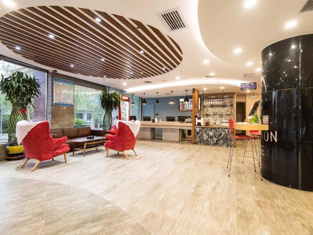 宜必思张掖市政府店 外观 照片